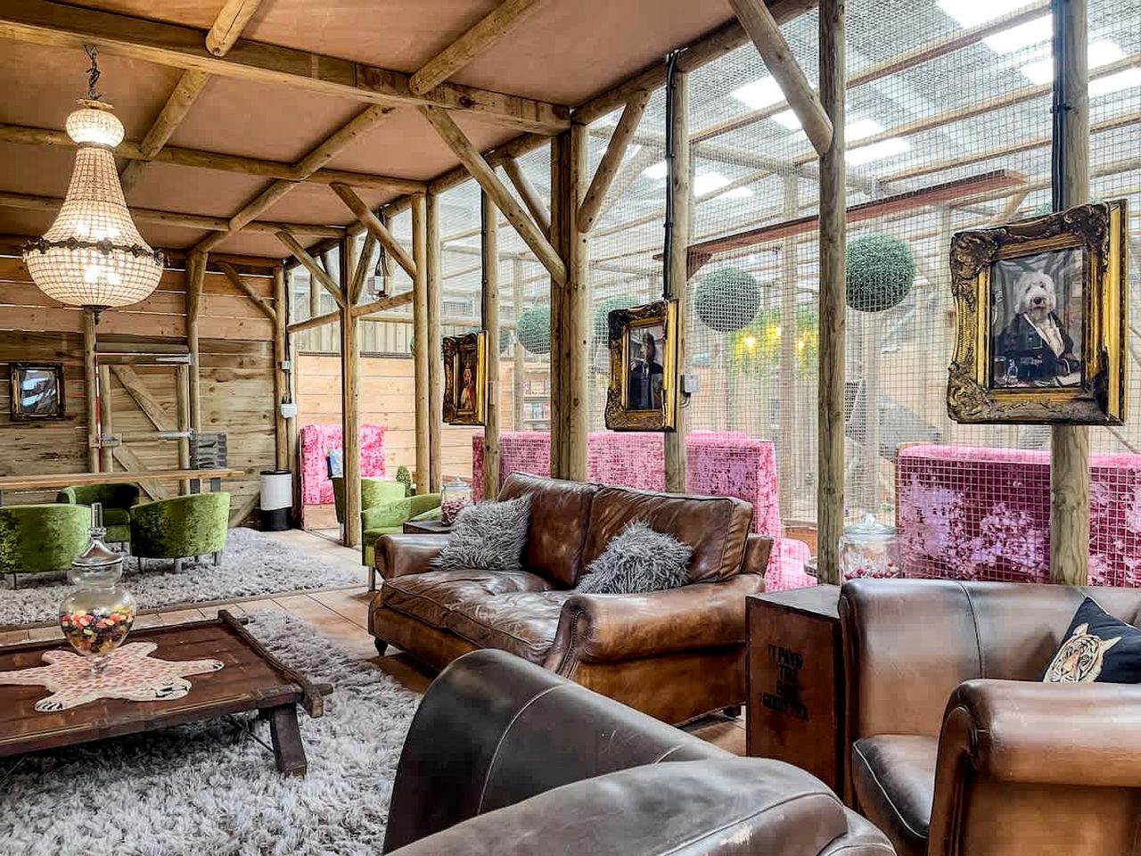 Halcyon Countryside Cabin Sanctuary near Lincolnshire Wolds in Lincolnshire