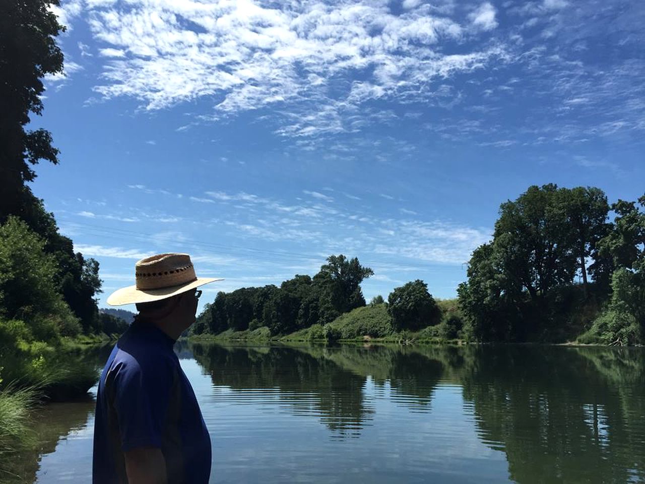Rural Cottage for Rent with a Secluded Swimming Hole near Eugene, Oregon
