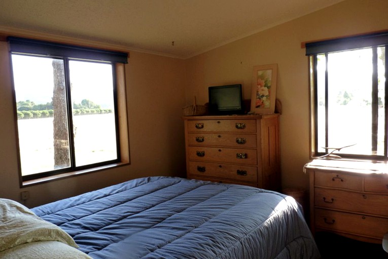 Cottages (Umpqua, Oregon, United States)