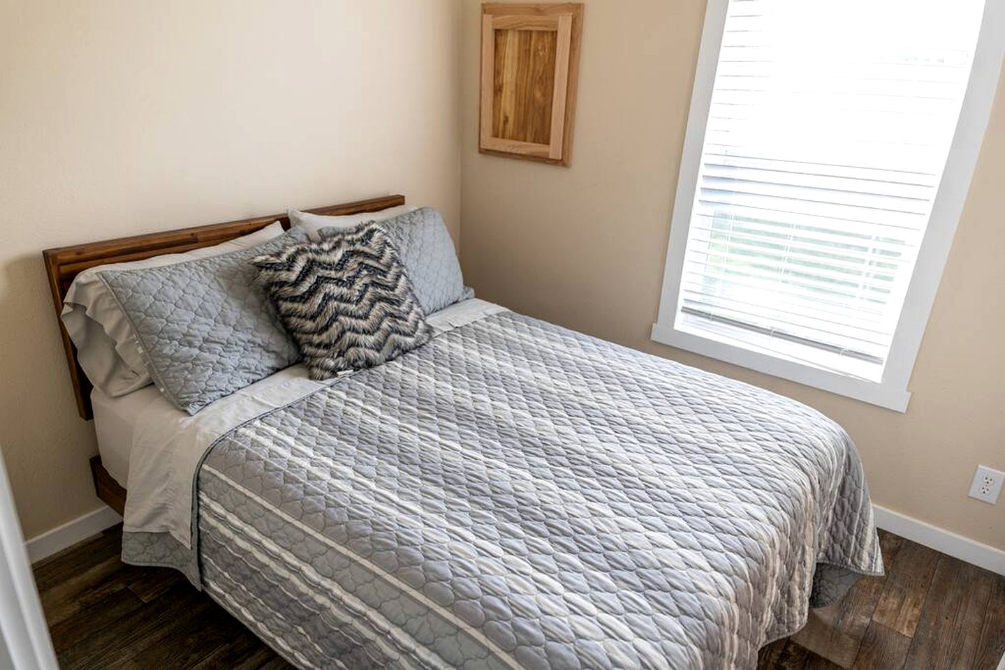 Rustic Elegance in Texas - Amazing Glamping Getaways in this Chilton Cabin Rental