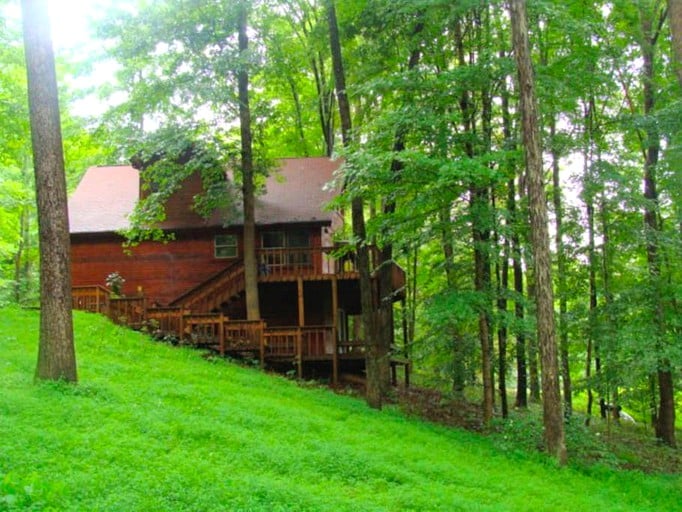 Cabin in Nashville, Indiana