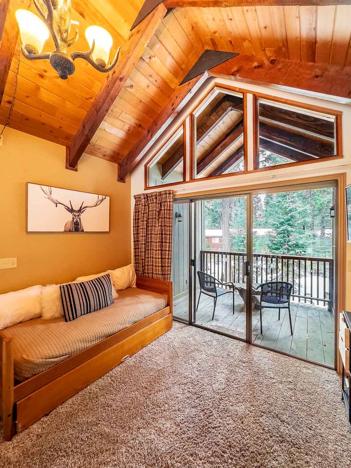 Pinecone Cottage in Dorrington, CA