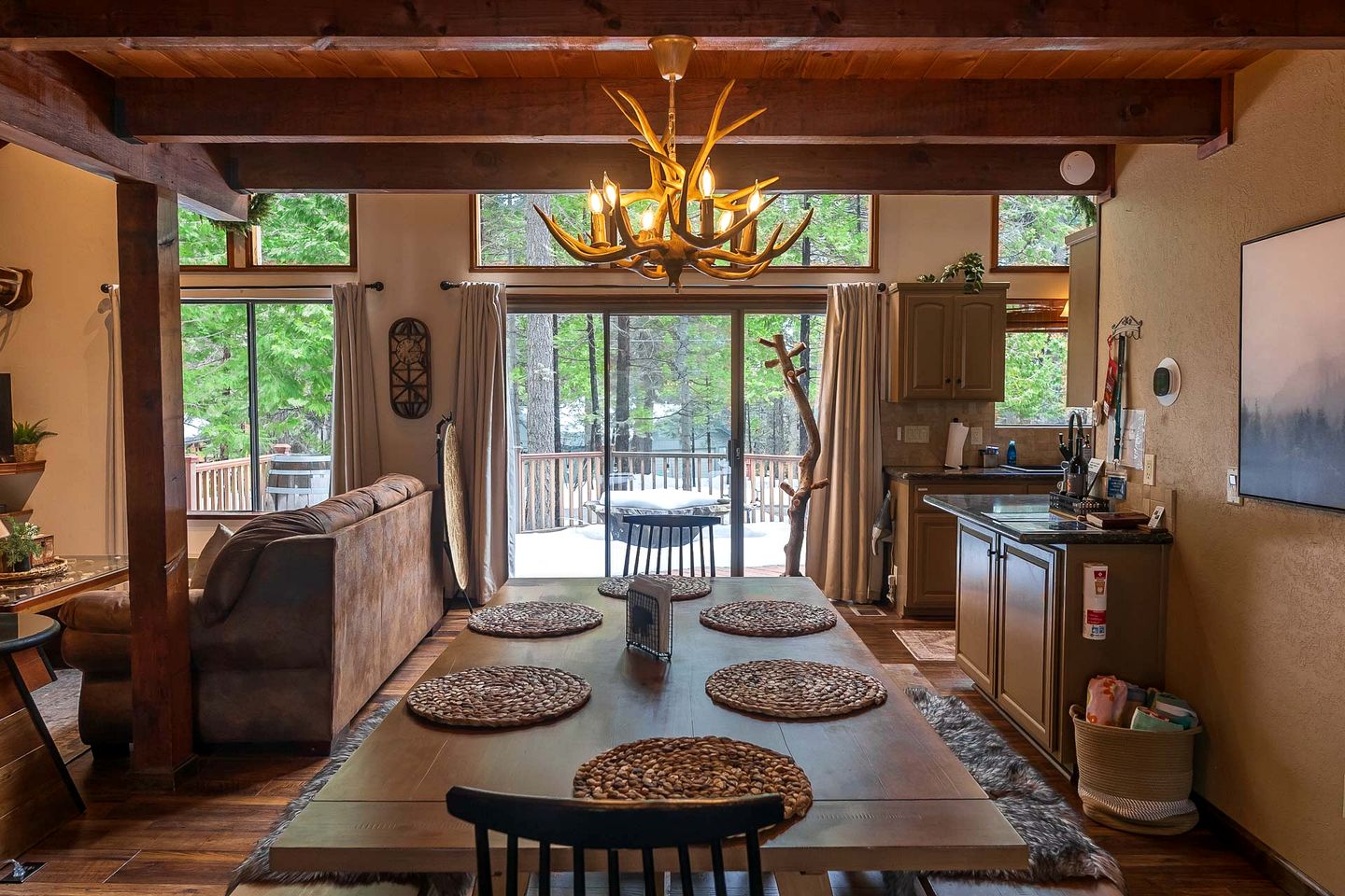 Pinecone Cottage in Dorrington, CA