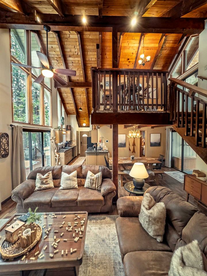 Pinecone Cottage in Dorrington, CA