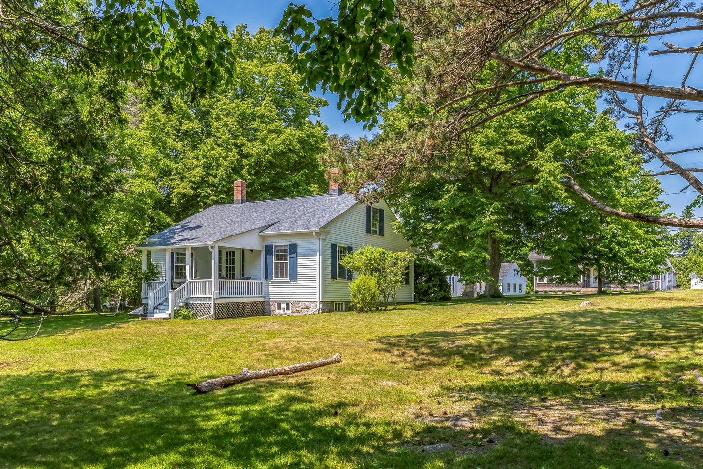 Cute Rustic Farmhouse Cottage Near the Coast in Southwest Harbor, Maine