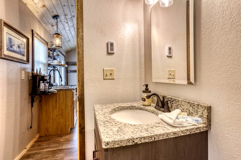 Cabins (United States of America, Keystone, South Dakota)