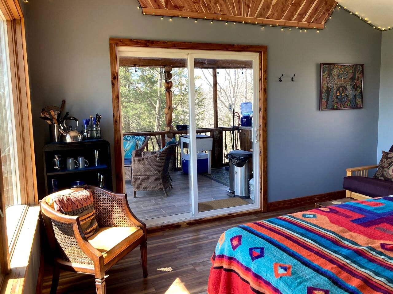 Rustic Glamping Cabin in Hartsburg, Missouri, Ideal to Explore Hart Creek Conservation Area