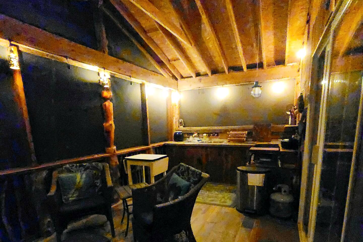 Rustic Glamping Cabin in Hartsburg, Missouri, Ideal to Explore Hart Creek Conservation Area