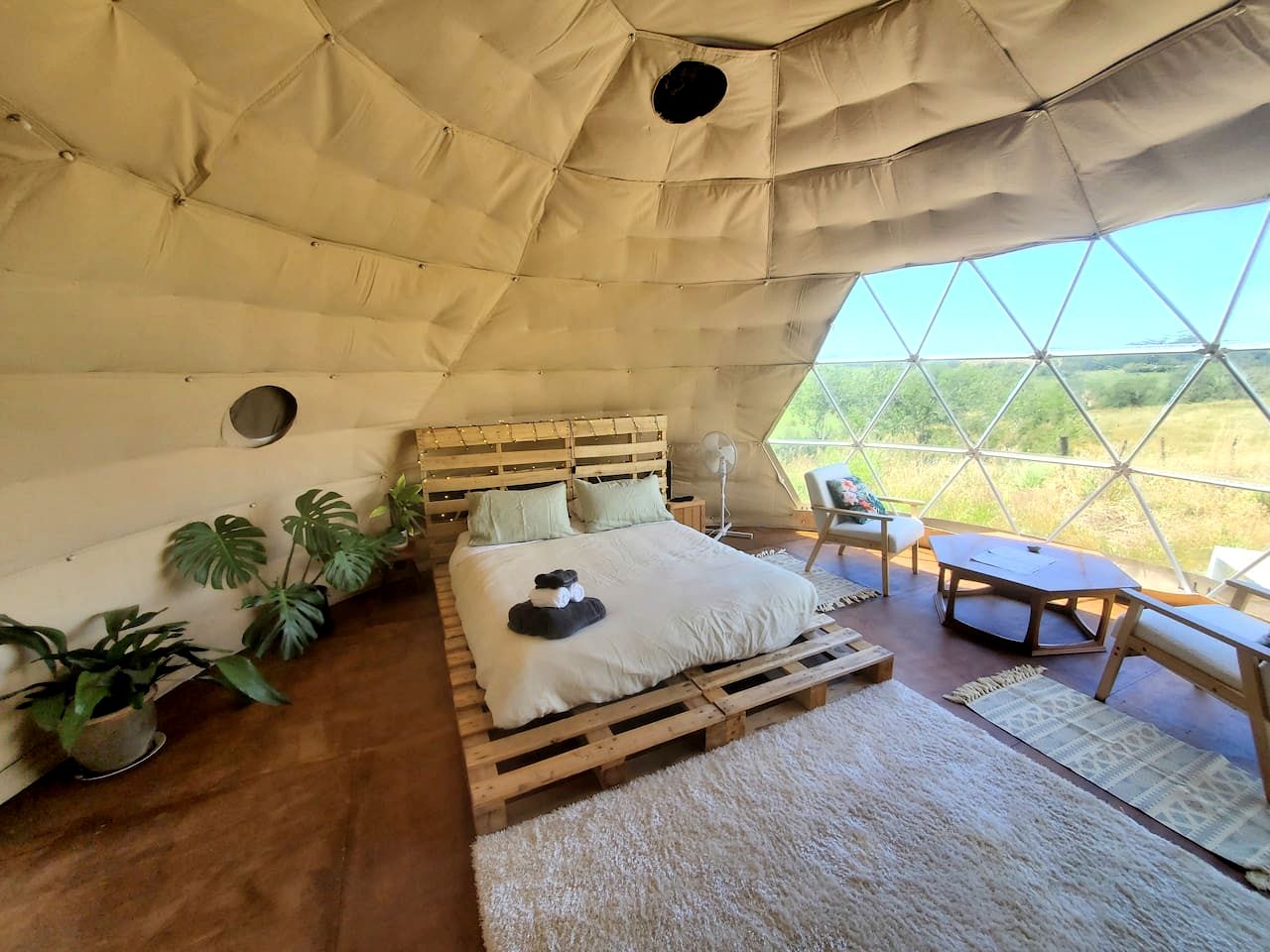 Rustic Glamping Dome in a Rural Setting near Waipu, North Island