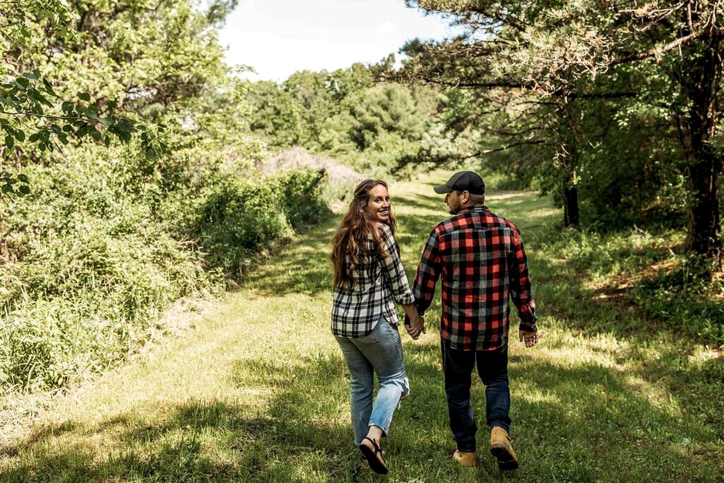 Rustic Log Cabin, Ideal for a New York Glamping Getaway