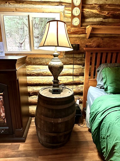 Log Cabins (United States of America, Penn Yan, New York)