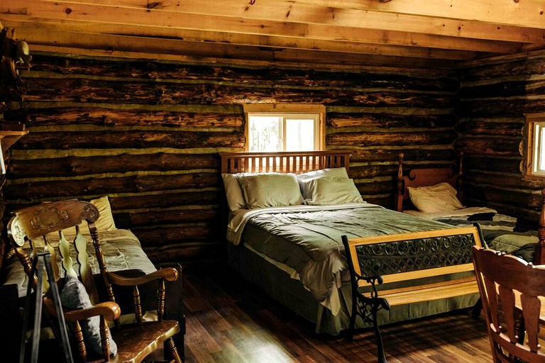 Outdoor Adventure at this Penn Yan Log Cabin!