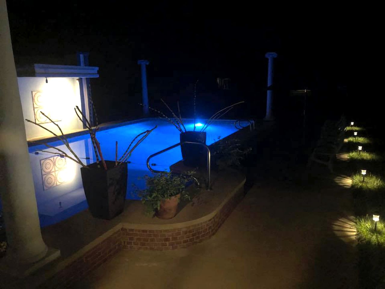 Rustic Log Cabin Rental for a Group Getaway near Prescott, Arkansas