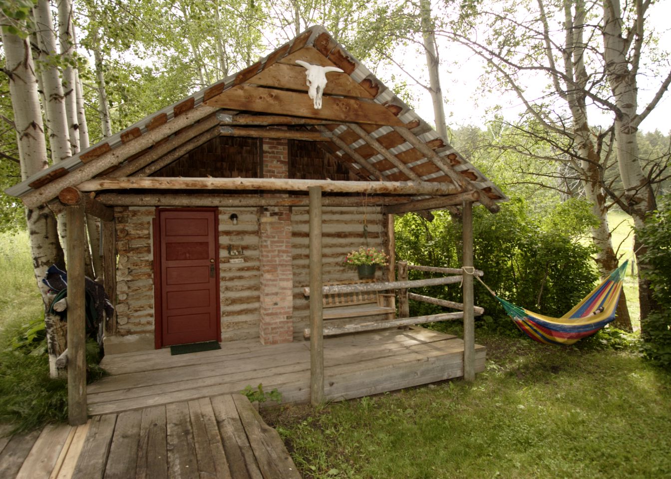 Rustic, Cozy Log Cabin Rental near Idaho Falls