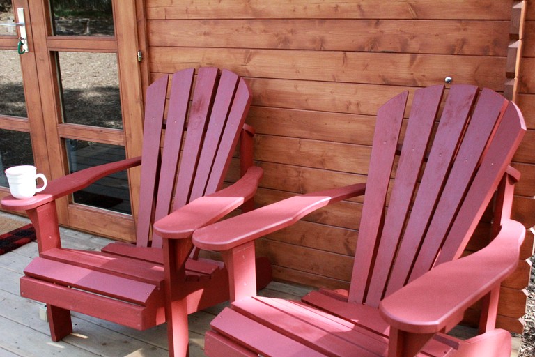 Log Cabins (Canada, Duncan, British Columbia)