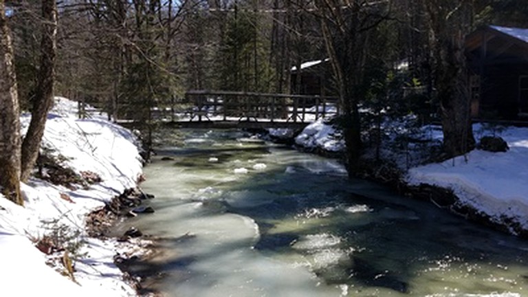 Cabins (Lisbon, New Hampshire, United States)