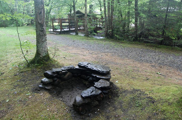 Cabins (Lisbon, New Hampshire, United States)