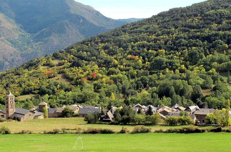 Cabins (Vielha, Catalonia, Spain)