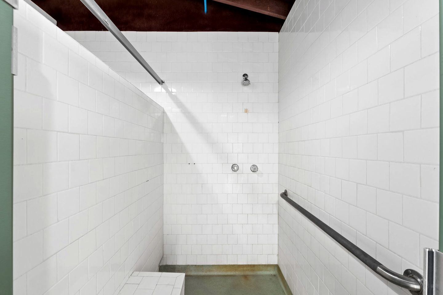 Rustic Luxury Glamping Experience with Lakes, Wildlife & Adventure in Wewahitchka, Florida