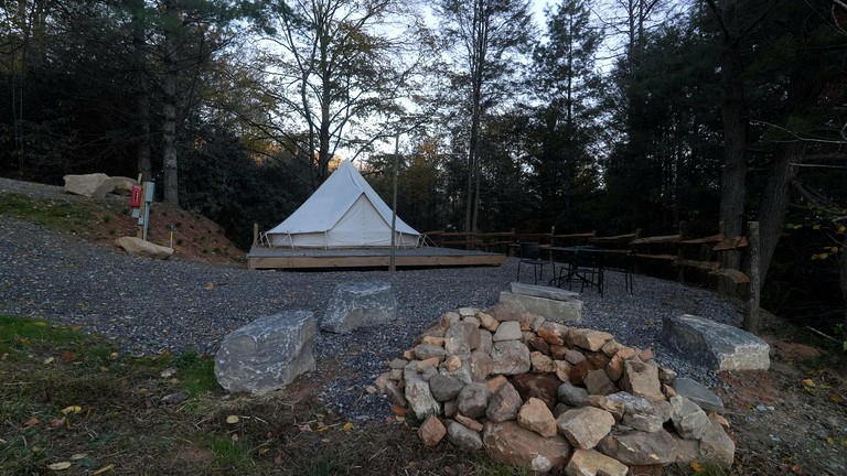 Bell Tents (United States of America, Waynesville, North Carolina)