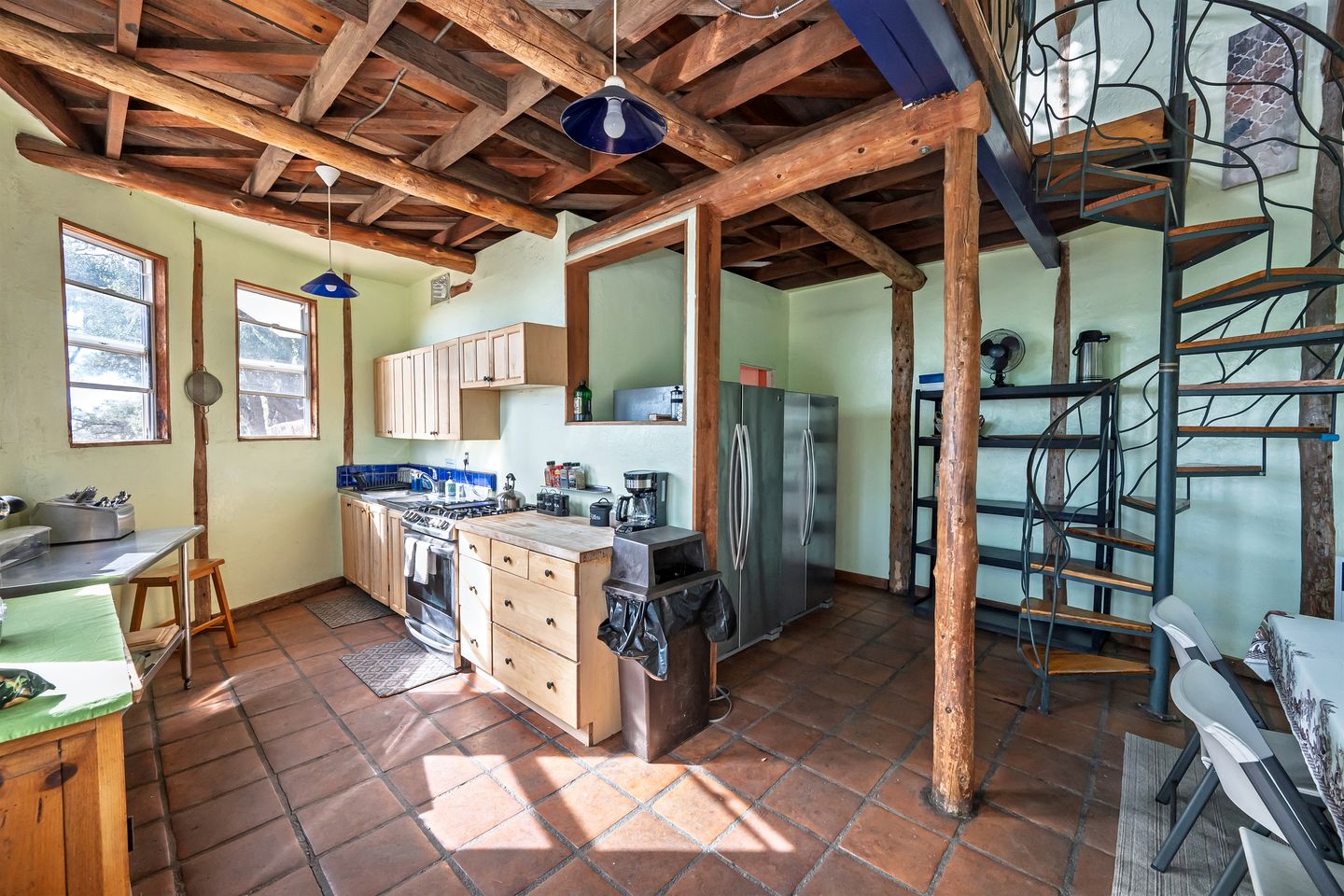 Rustic Mountain Lodge with Ocean Views near Palomar Observatory, Palomar Mountain CA