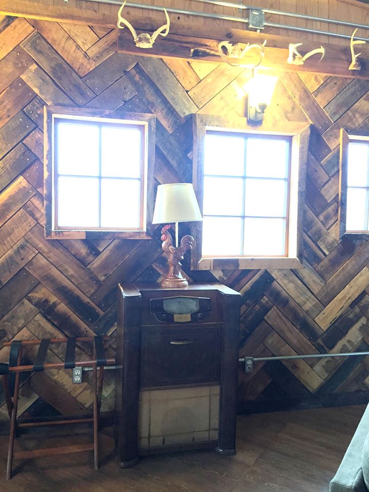 Rustic Octagon-Shaped Cabin for a Glamping Getaway near Huntington, West Virginia