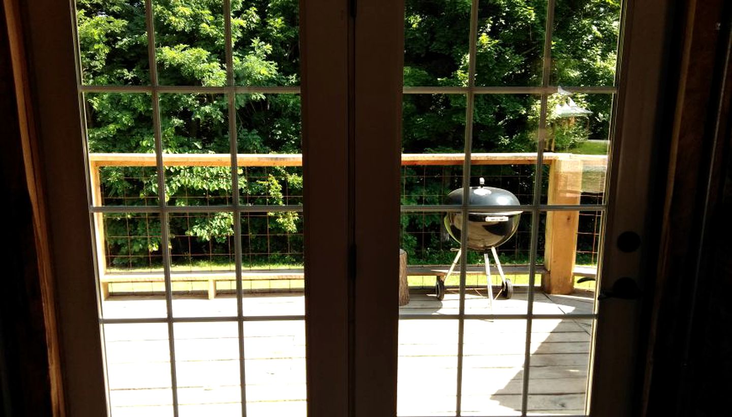 Rustic Octagon-Shaped Cabin for a Glamping Getaway near Huntington, West Virginia