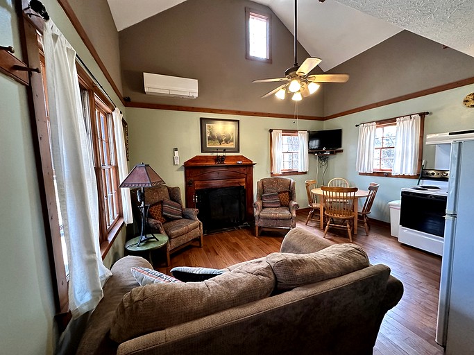 Cabins (United States of America, Blairsville, Georgia)