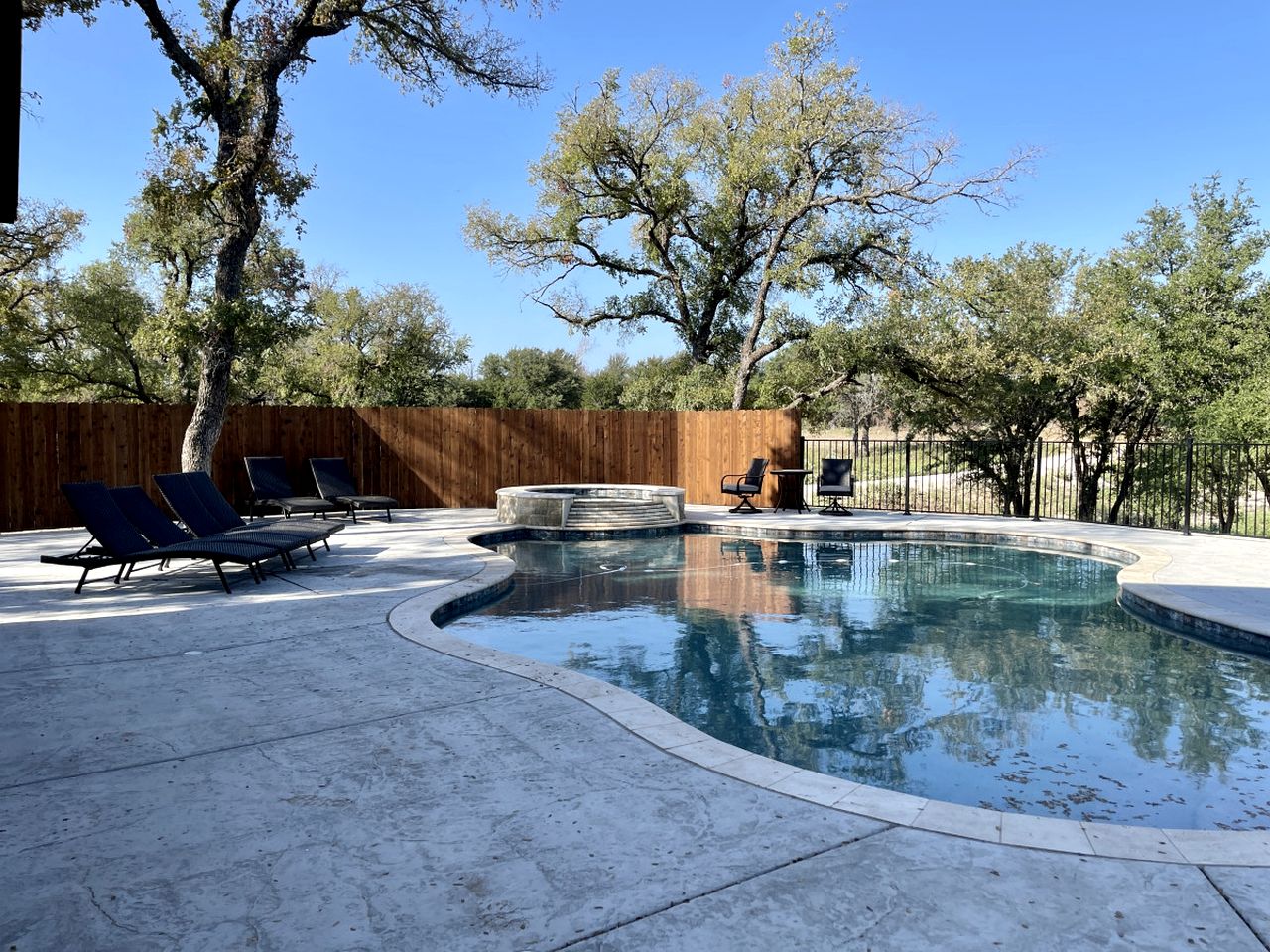 Rural Ranch Cottage Ideal for Groups or Family Reunions in Texas