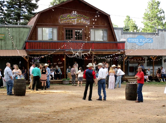 Barns (Westcliffe, Colorado, United States)