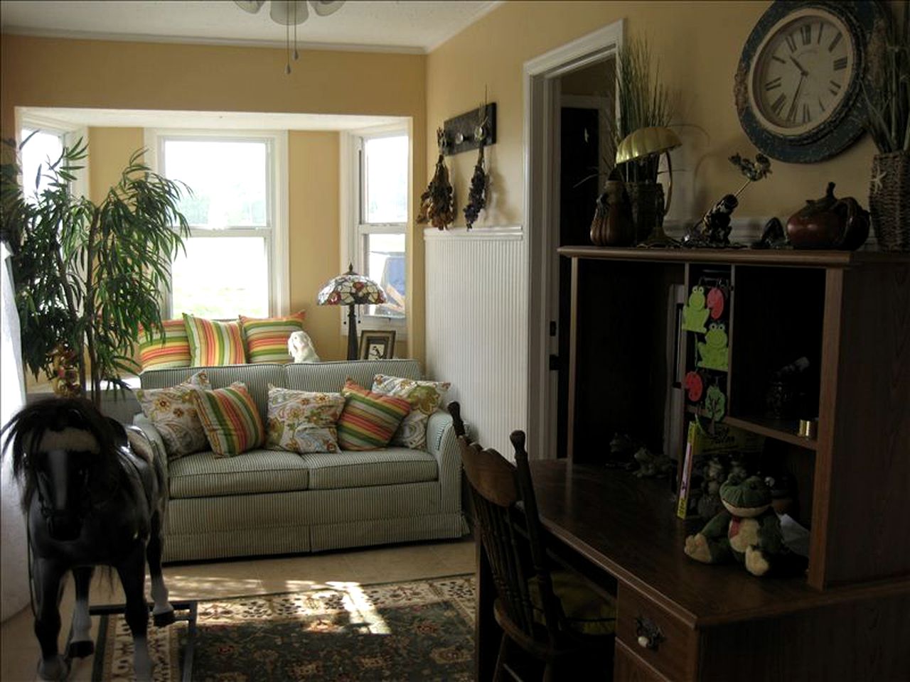 Spacious Four-Bedroom Barn with a Private Pool near Tulsa, Oklahoma