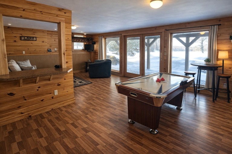 Cabins (United States of America, Rockwood, Maine)