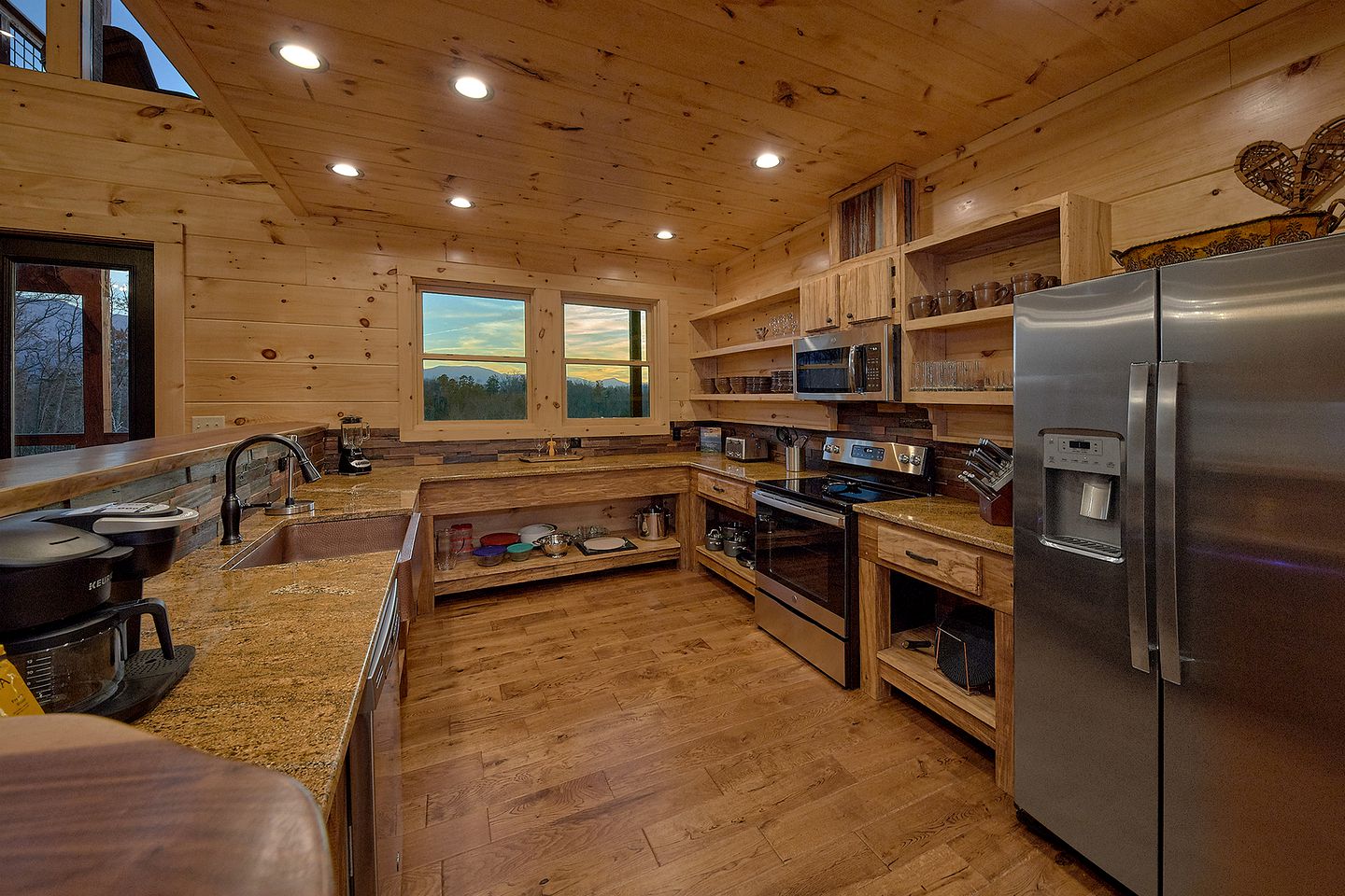 Glamping Vacation Rental with Indoor Pool near the Great Smoky Mountains, Tennessee, for Weekends Away in Nature