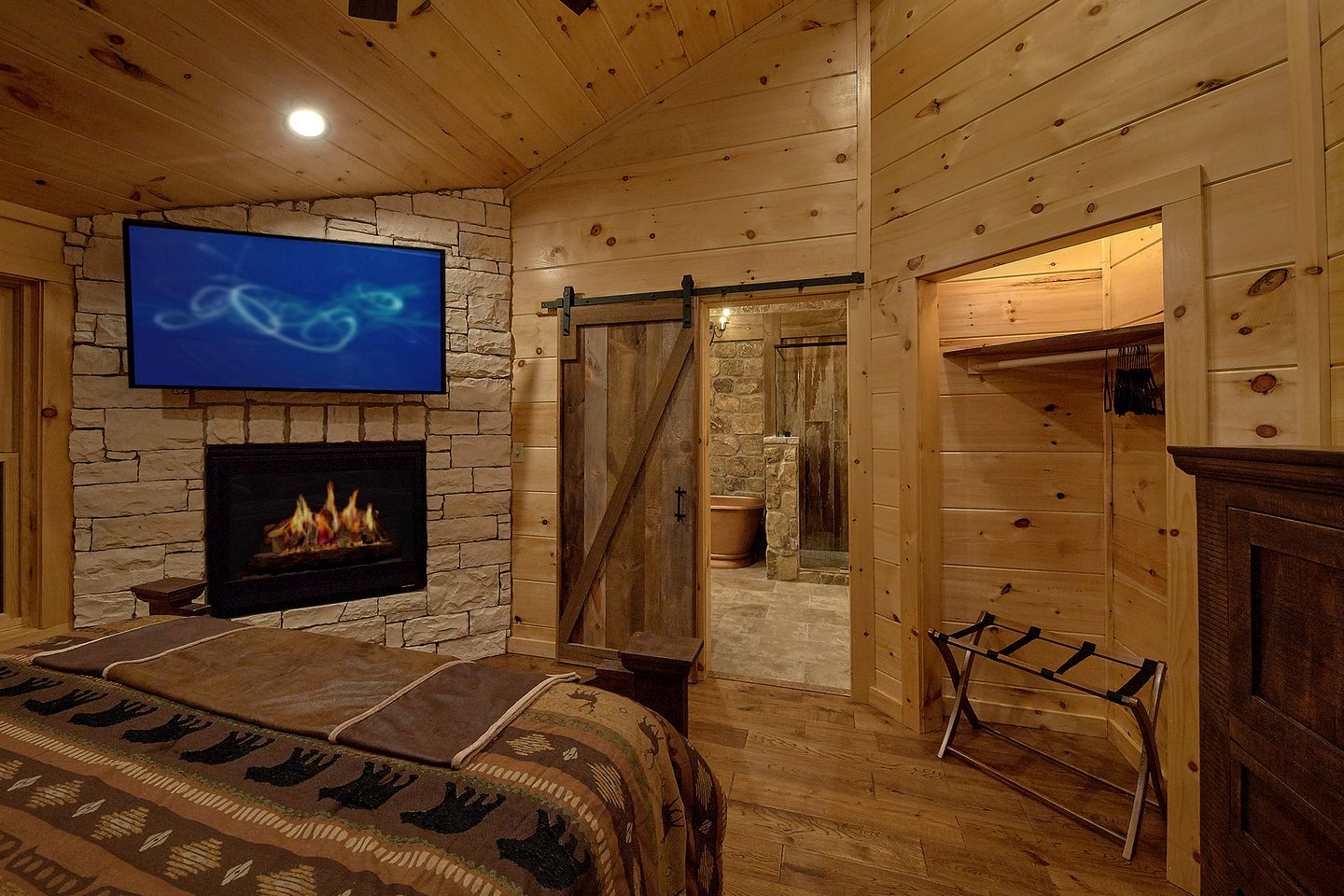 Glamping Vacation Rental with Indoor Pool near the Great Smoky Mountains, Tennessee, for Weekends Away in Nature