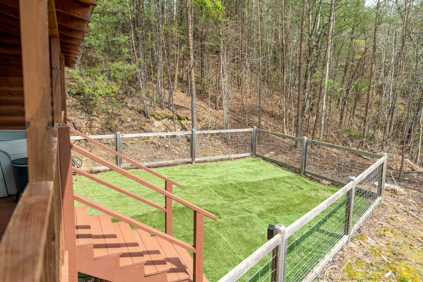Renovated Cabin Near Great Smoky Mountains National Park, Tennessee
