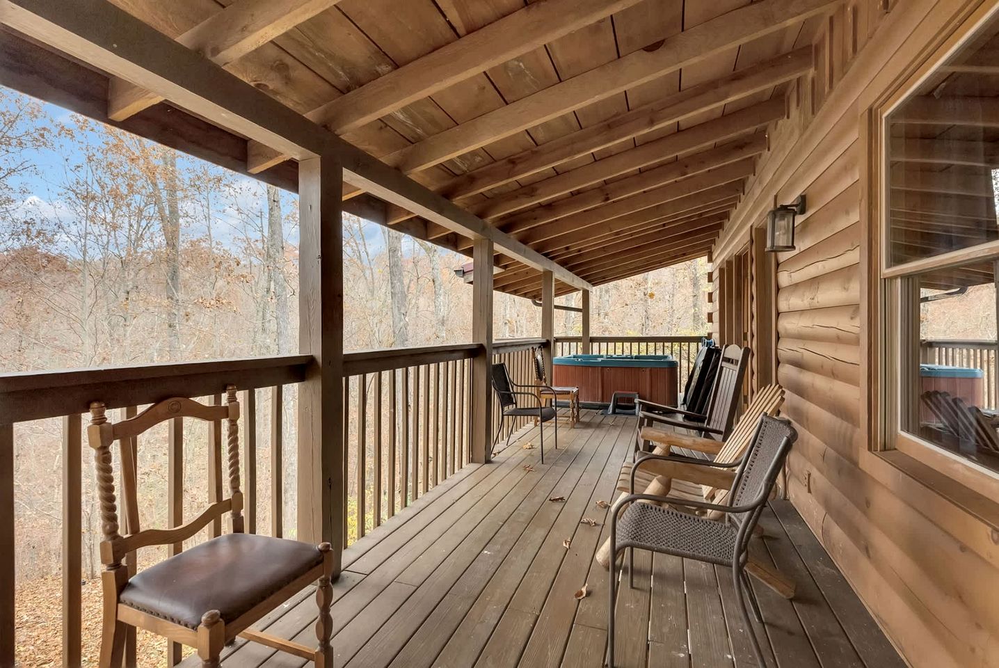 Rustic Smoky Mountain Cabin with Firepit & Game Room near Lake Douglas, Sevierville TN