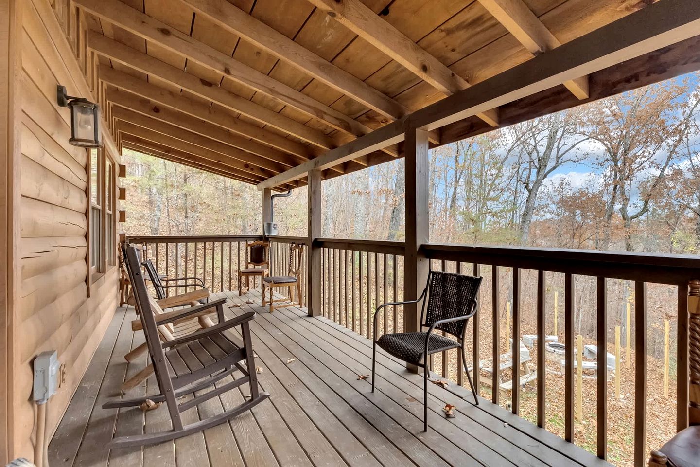 Rustic Smoky Mountain Cabin with Firepit & Game Room near Lake Douglas, Sevierville TN