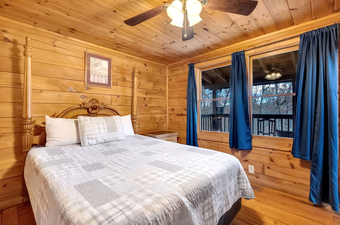 Rustic Smoky Mountain Cabin with Firepit & Game Room near Lake Douglas, Sevierville TN