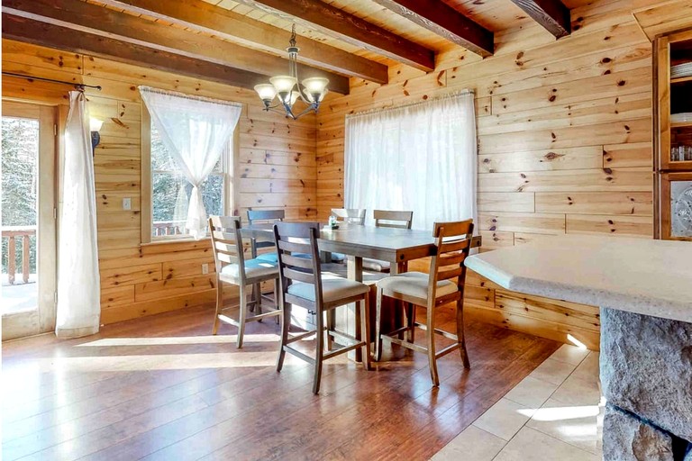 Cabins (United States of America, Greenville, Maine)