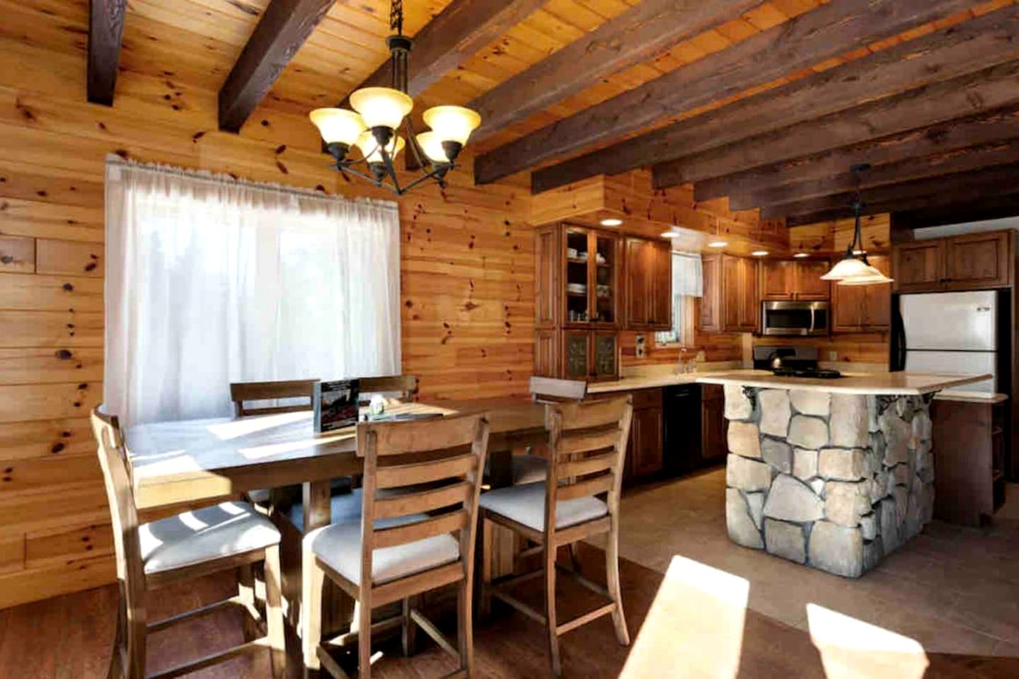 Rustic Spacious Cabin with Cozy Indoor and Outdoor in Maine