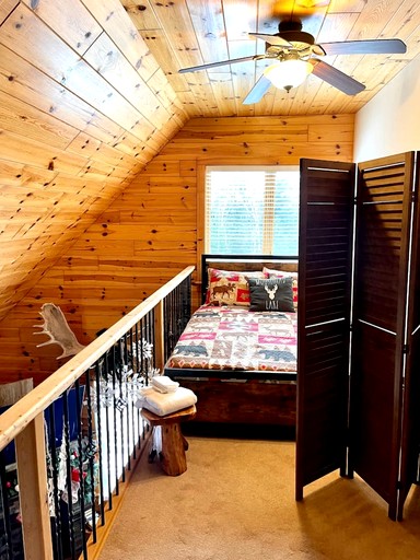 Cabins (United States of America, Greenville, Maine)