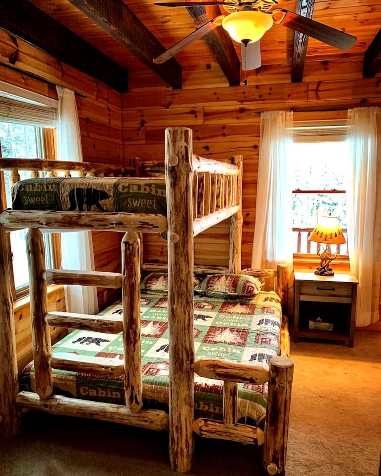 Rustic Spacious Cabin with Cozy Indoor and Outdoor in Maine