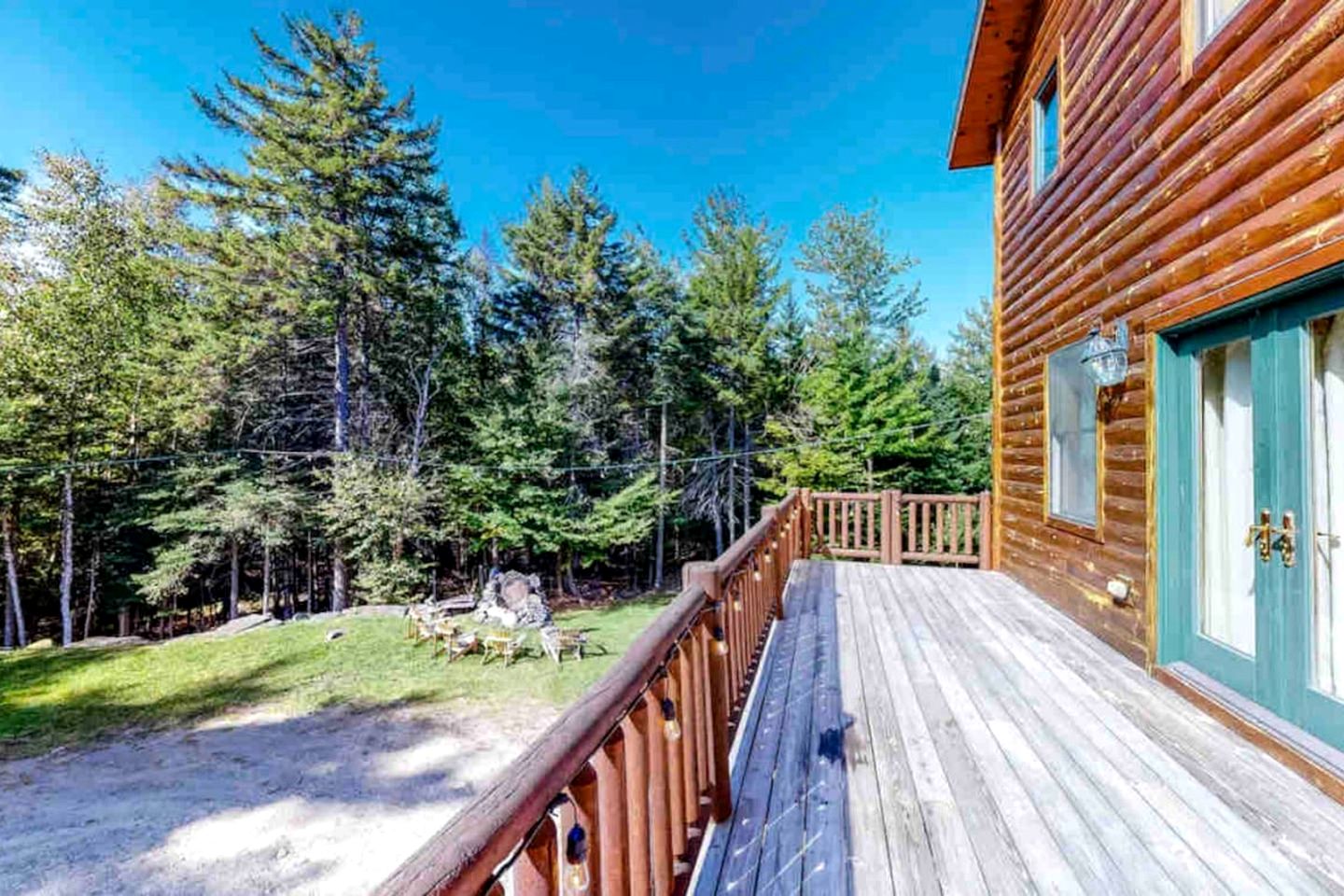 Rustic Spacious Cabin with Cozy Indoor and Outdoor in Maine