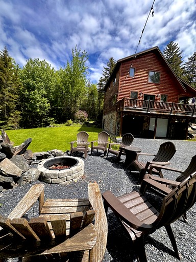 Cabins (United States of America, Greenville, Maine)