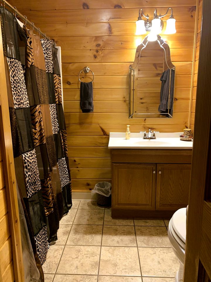 Rustic Studio Unit Perfect for a Couples Retreat in West Virginia