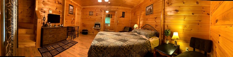 Cabins (United States of America, Monterville, West Virginia)