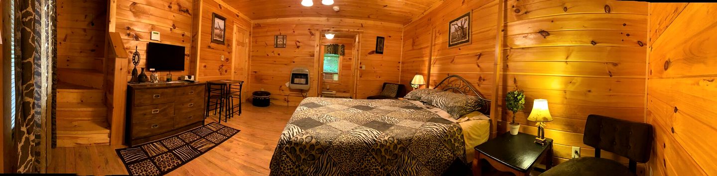 Rustic Studio Unit Perfect for a Couples Retreat in West Virginia