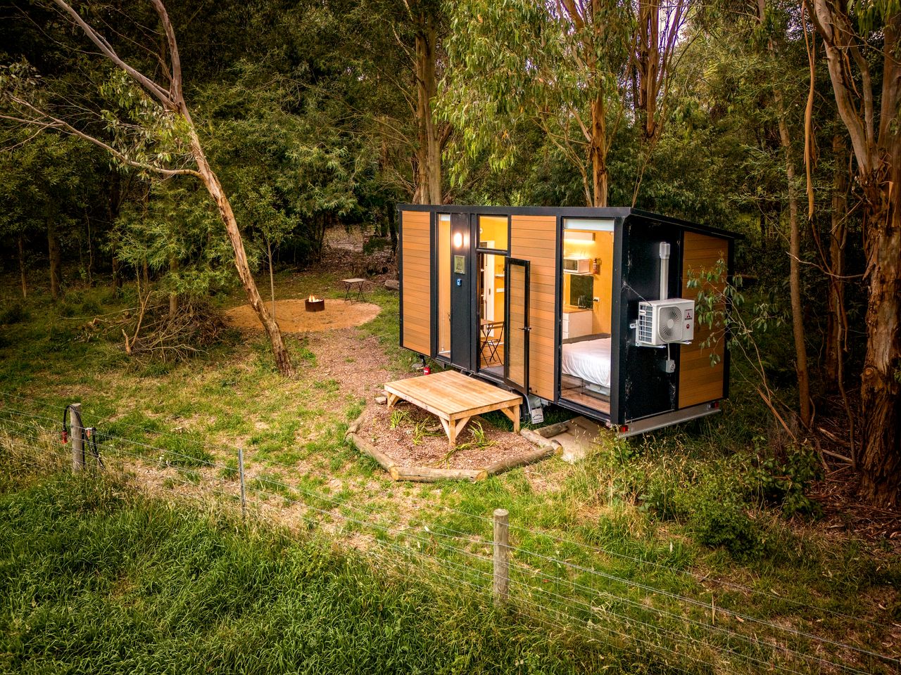 Rustic Tiny House with Beautiful Landscape Views in Buffalo, Victoria
