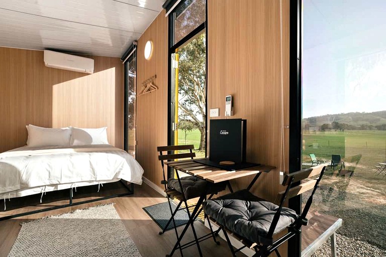 Tiny Houses (Australia, Warrenmang, Victoria)