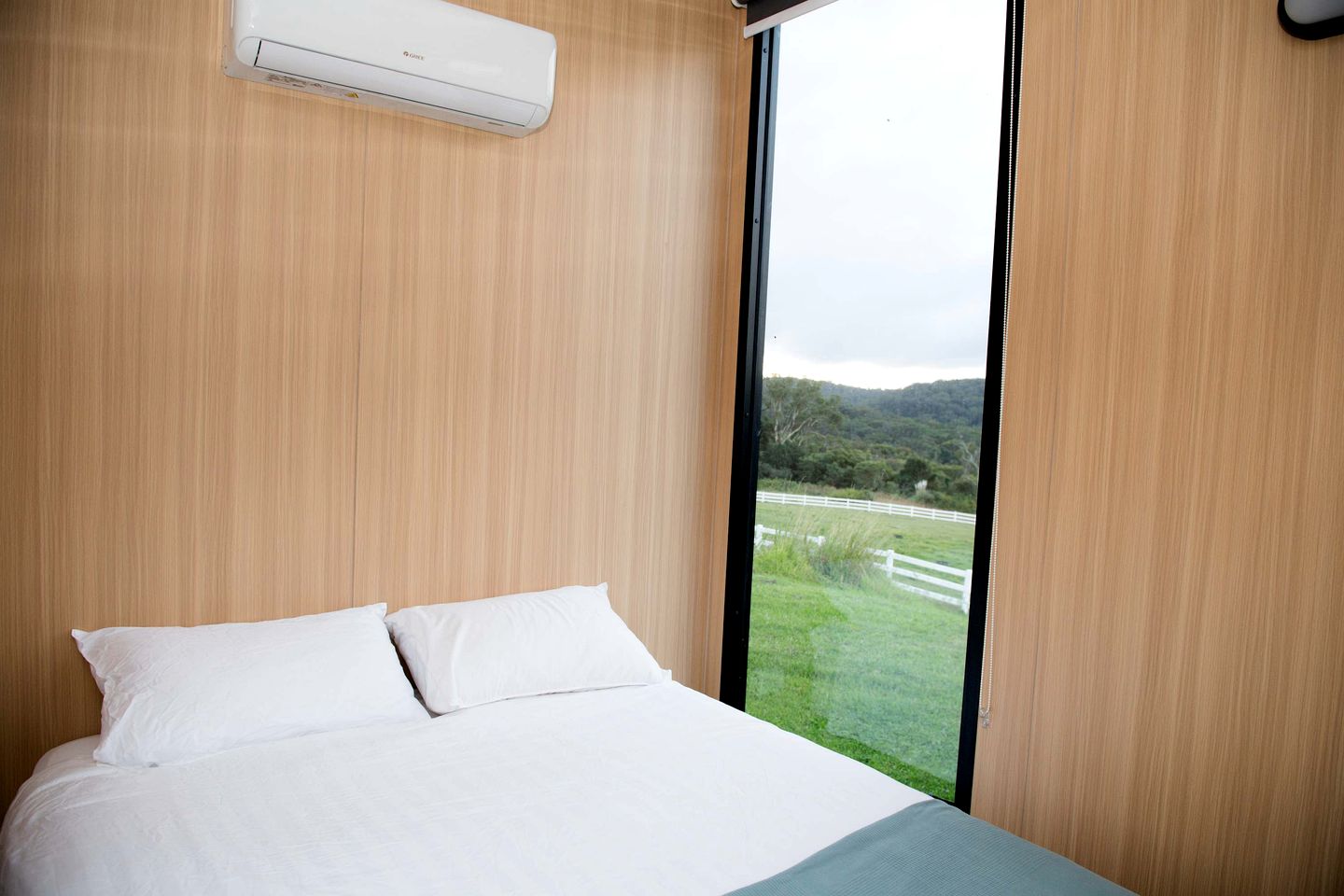 Rustic Tiny House Stay with Horse Encounters near Brisbane Water National Park, Calga NSW